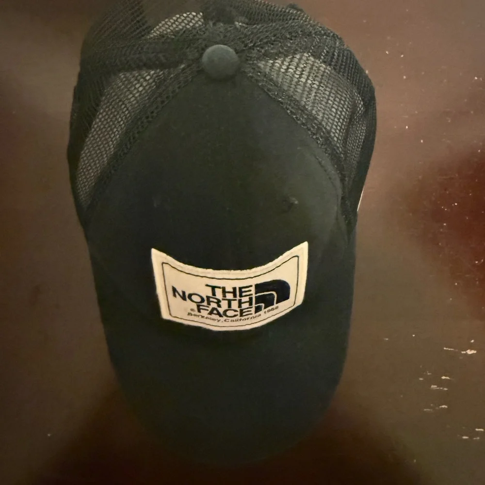 🖤 The North Face Black Snapback Hat | Mesh Cap Outdoor Hiking Adventure